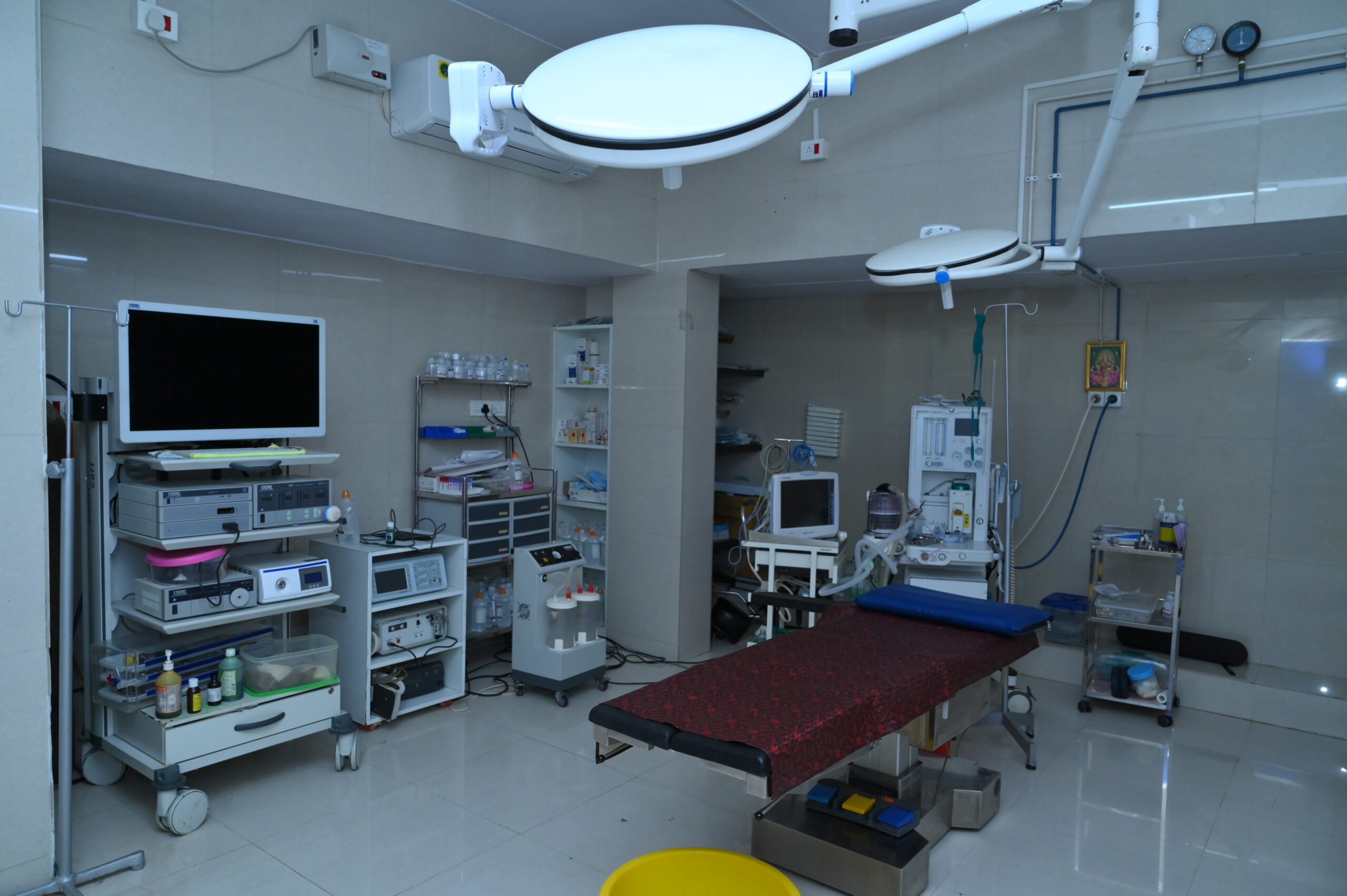 Surgical suite ready for procedure
